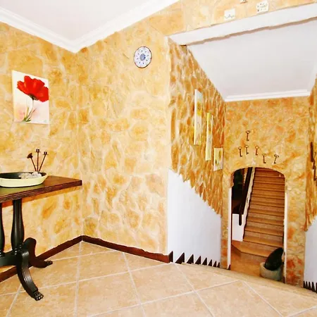 Sleeps 8 Pool Air Con Wifi Villa *